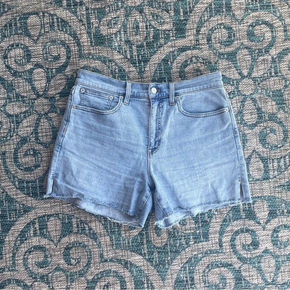 J. Crew Mid-rise denim short in Bleecker wash - Picture 3 of 8